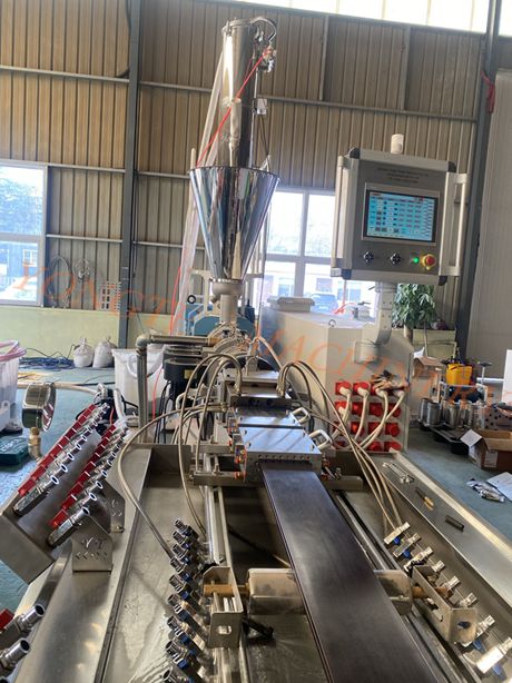 Yongte Plastic Machinery: de WPC -vloerindustrie naar nieuwe hoogten rijden