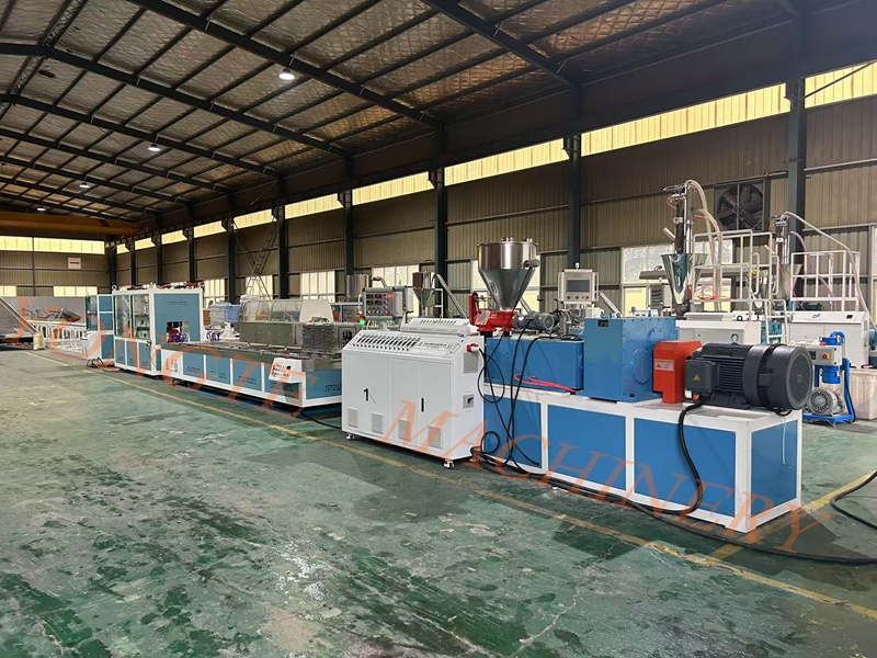 Yongte Plastic Machinery's PVC Planting Trog Extrader leidt de nieuwe trend van de productie van landbouwfaciliteiten