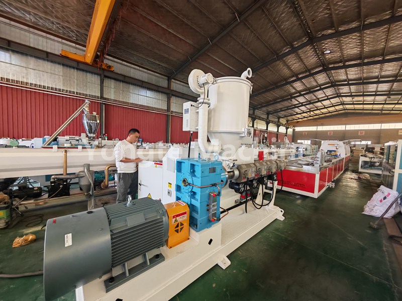 ABS-profielmachine voor binnenlandse klanten
