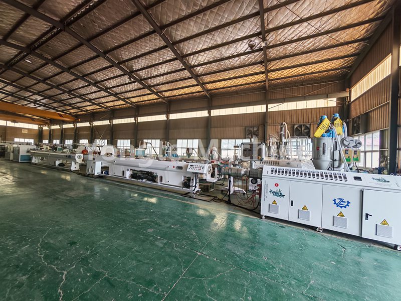 16-63 mm hoge snelheid PE-buisproductiemachine voor klant uit Argentinië