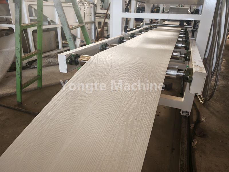 LVT vloermachine succesvol getest