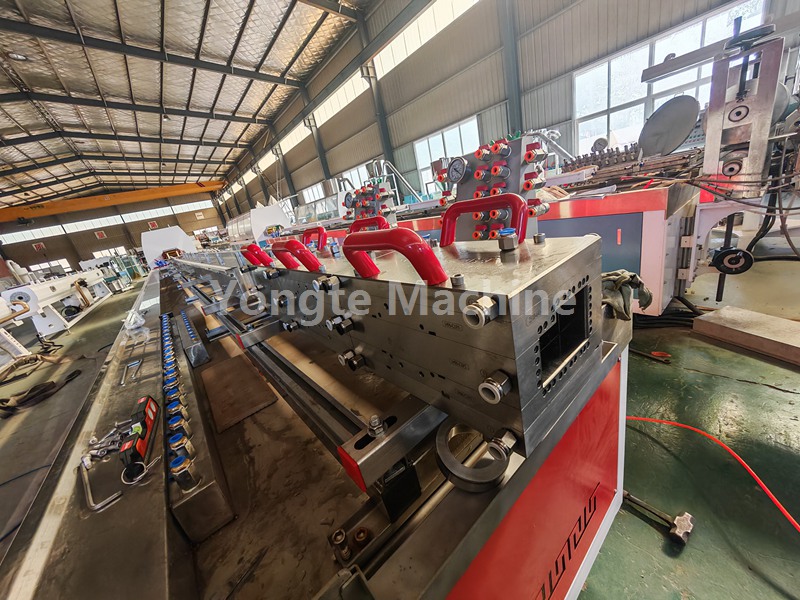 WPC-deurkozijnextrusielijn voor de productie van Indiase klanten