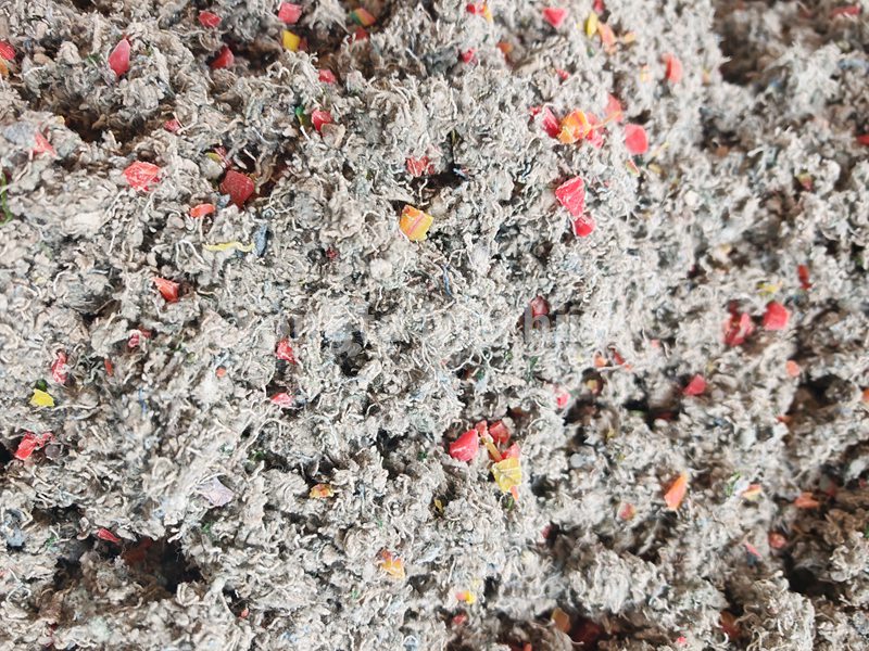 Yongte lanceert innovatieve WPC-terrasplankenmachine die afvalkleding omzet in milieuvriendelijke bouwmaterialen