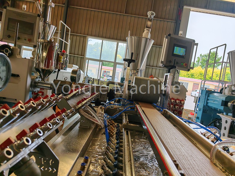 Hoe vaak moet de WPC-extrusiemachine worden gesmeerd?