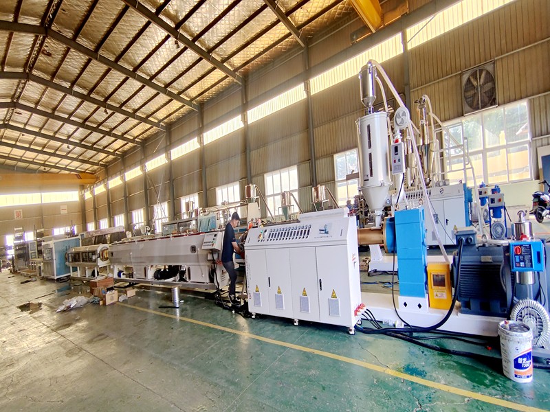 75-250 mm high-speed PE-pijp extrusieapparatuur