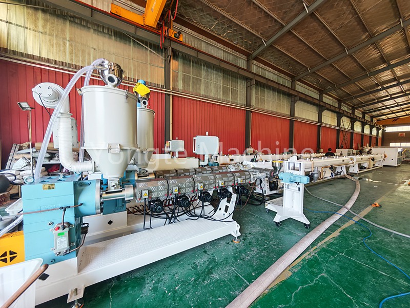 Yongte's PPR Pipe Production Machine heeft met succes de proefrun voltooid.