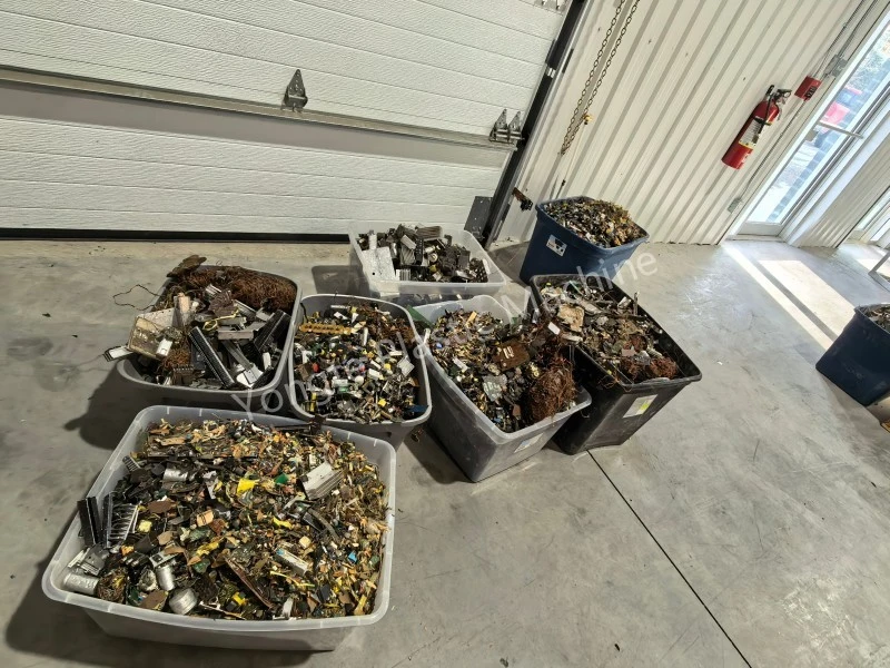 Afval-PCB-recyclingoplossing voor de productie van WPC-producten