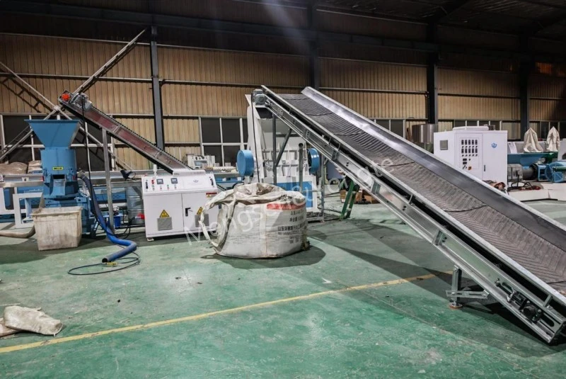 Watervrije plastic filmreinigings- en compressierecyclingmachine