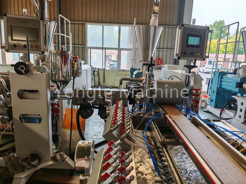 WPC-extrudermachine